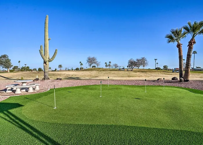 Holiday home Golfer's Haven! Gem W/ Patio & Grill In Sun